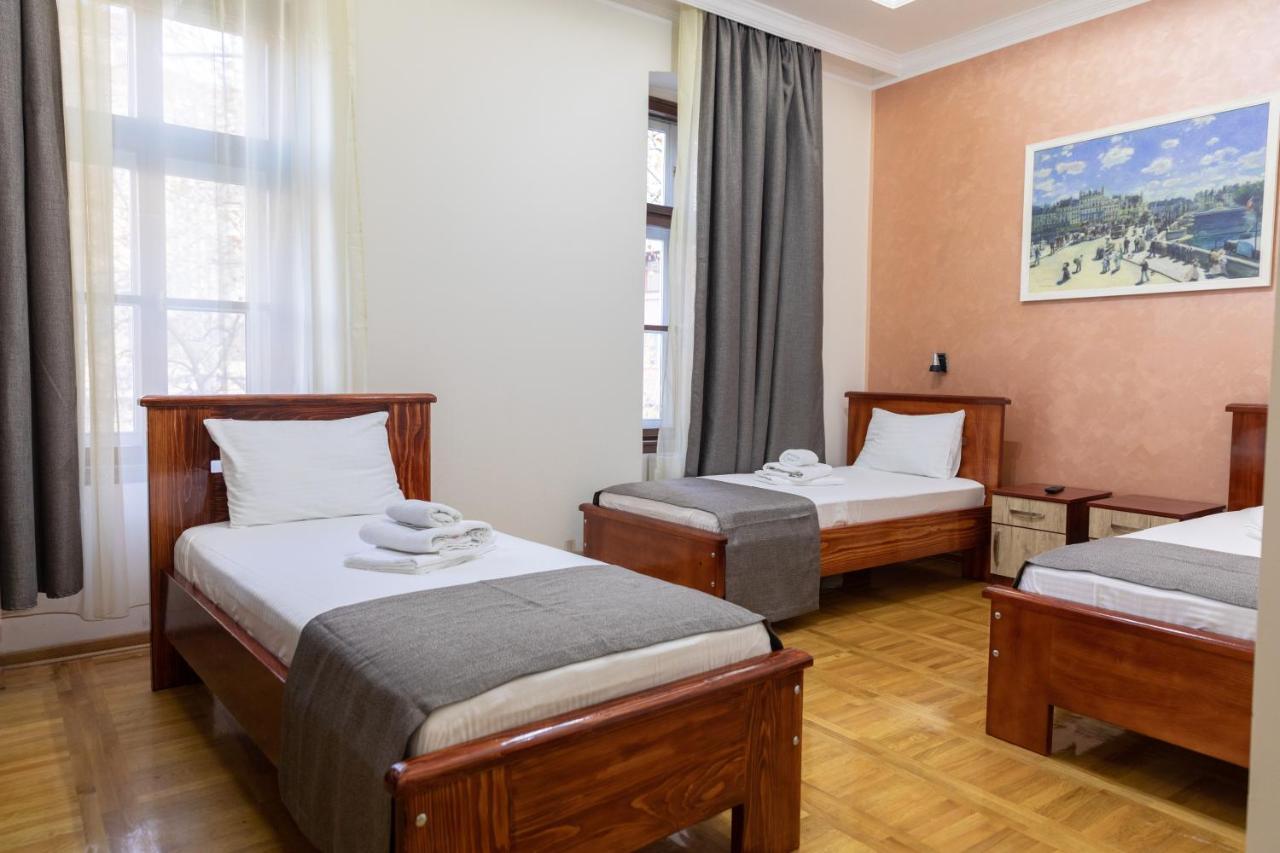 Hotel Kutko Pančevo Exterior foto